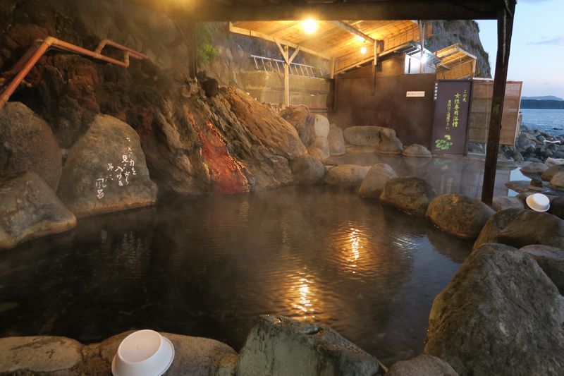 北川温泉 黒根岩風呂