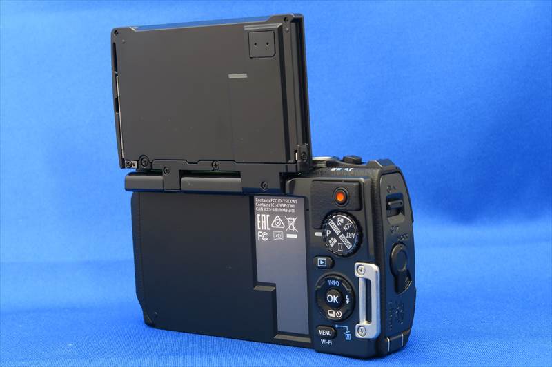 印象のデザイン マストアップOLYMPUS コンパクトデジタルカメラ STYLUS TG-870 Tough ホワイト 防水性能15m 180° 可動式液晶 WHT