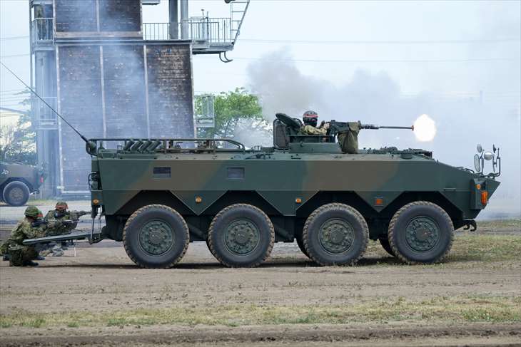 SONY Cyber-shot DSC-RX10M3で撮影した戦車
